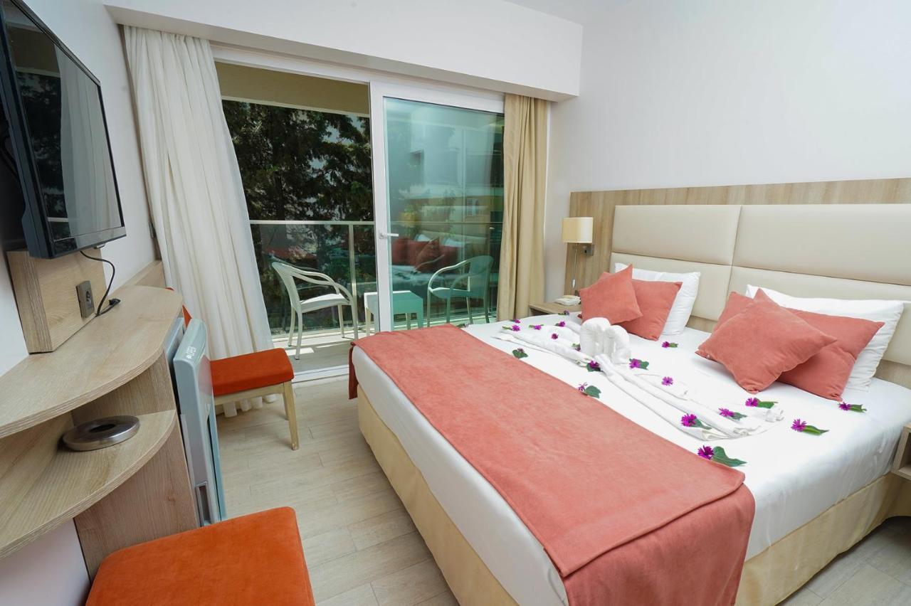 Begonville Beach Hotel - Adult Only Μαρμαρίς Εξωτερικό φωτογραφία